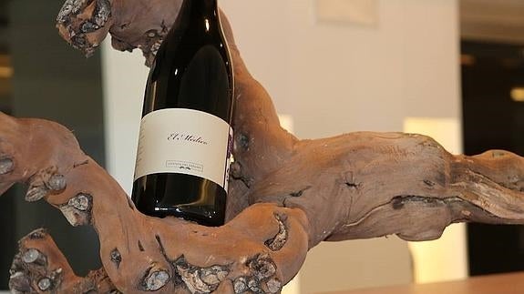 El vino 'El médico' es el más especial en esta bodega.