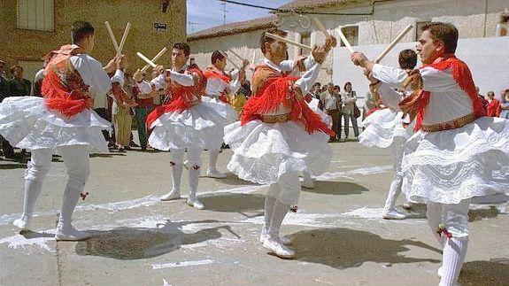 Danzantes de Laguna de Negrillos.