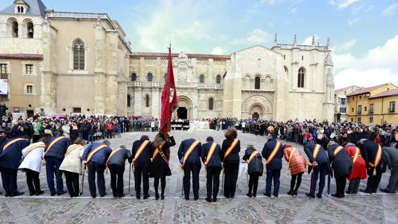 La ceremonia de las Cabezadas en San Isidoro.