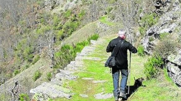 De Valdoré a Crémenes y el Pajar del Diablo