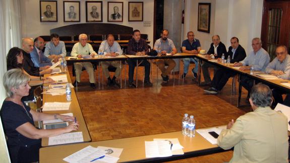 Imagen tomada durante un instante de la reunión.