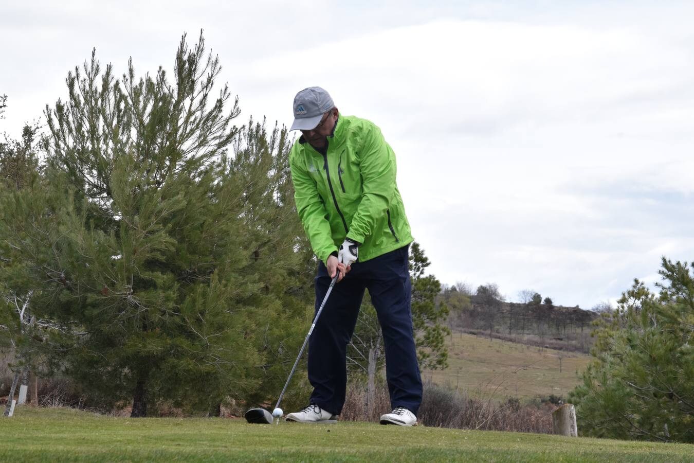 Fotos de los jugadores durante la tercera cita de la Liga de Golf y Vino.