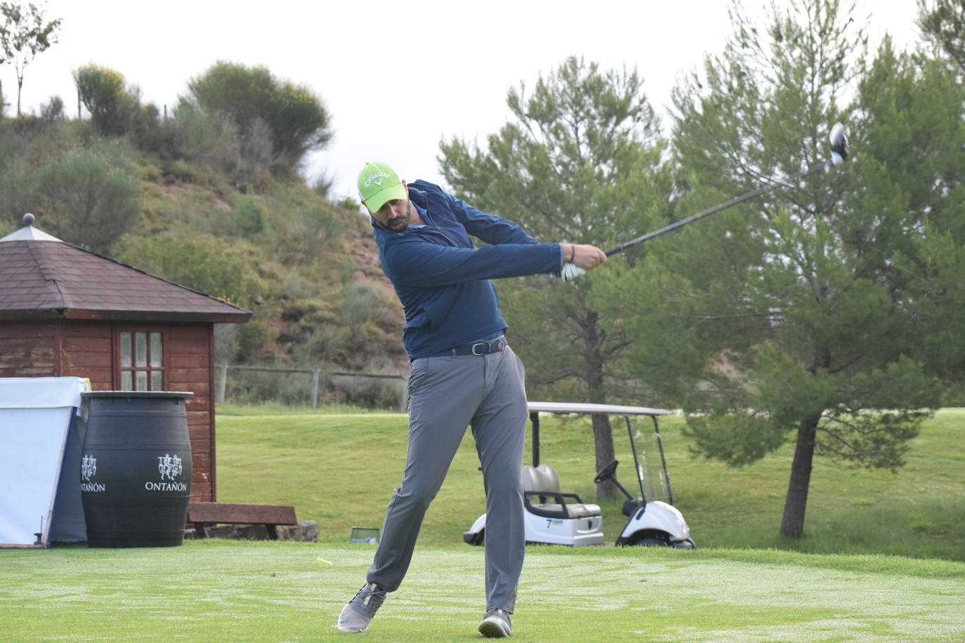 Los participantes en el torneo Bodegas Ontañón de la Liga de Golf y Vino disfrutaron de un gran día de golf en El Campo de Logroño.