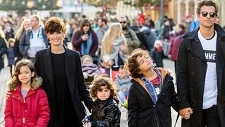 Fotos: Paz Vega y su familia: la fuerza les acompaña en Disenyeland