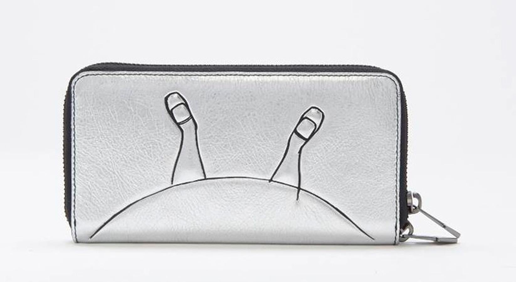 Marc by Marc Jacobs creó una colección cápsula para Disney coincidiendo con el estreno de la adaptación de Tim Burton.