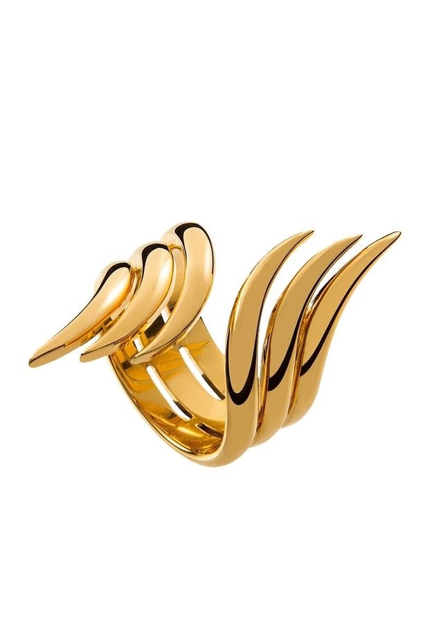 Con alas Anillo triple de Aristocrazy (119 €).