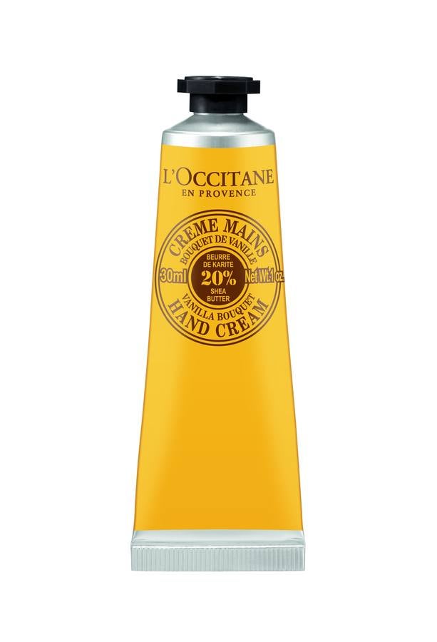 Muy rica en manteca de Karité (20%), esta crema de manos ayuda a proteger, nutrir y suavizar las manos. Deja un perfume goloso y envolvente que evoca una flor de vainilla. (Precio: 7,50€).