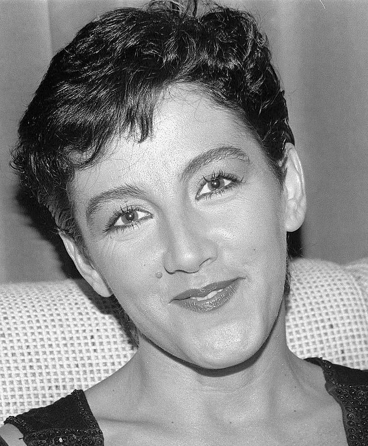 Con este aspecto se dio a conocer al público Ana Torroja.