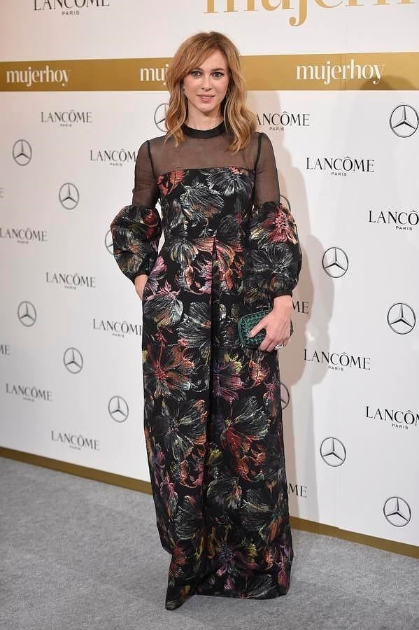 La actriz Marta Hazas nos sorprendió con un diseño bordado de Luis Alonso.