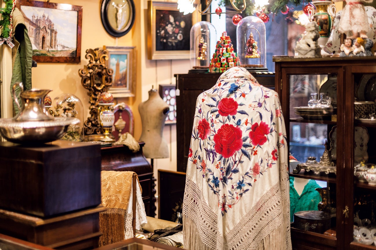 Foto interior de mantones de Bastilippo