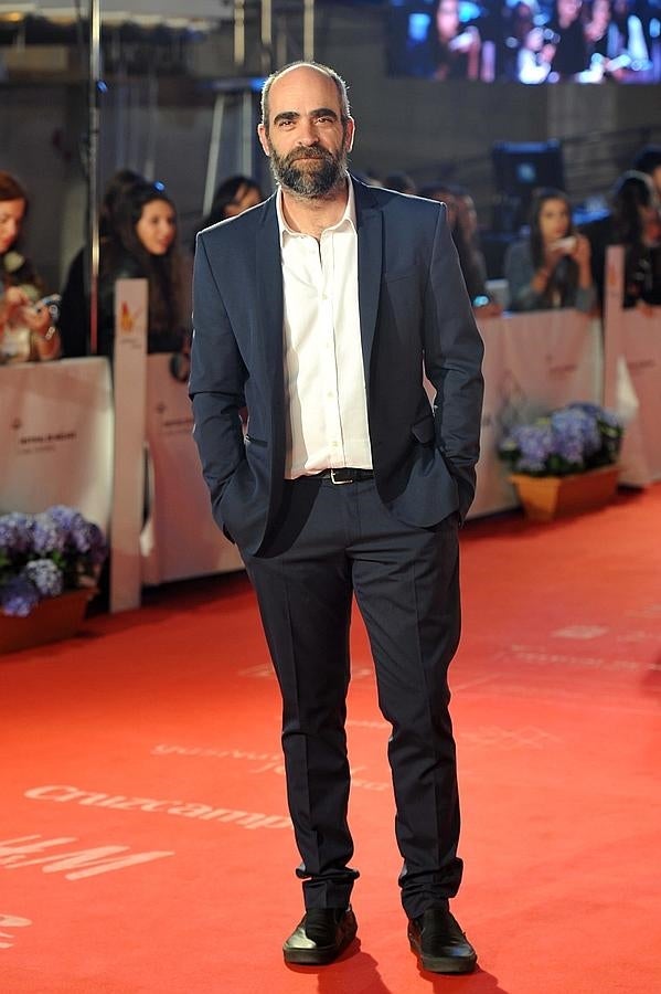 El actor prefiere dejar la corbata en casa.