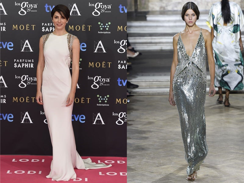 Ya que en la gala de los premios Feroz sorprendió con un escote en uve, ¿por qué no repetir con un vestido de pailletes firmado por Temperley London?