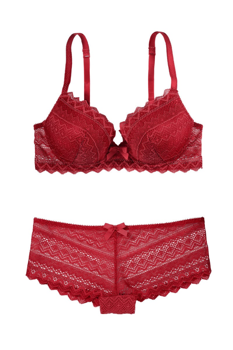 Una de las propuestas de Etam para San Valentín (Precio: 34.99 € el sujetador y 18.99 € el culotte)