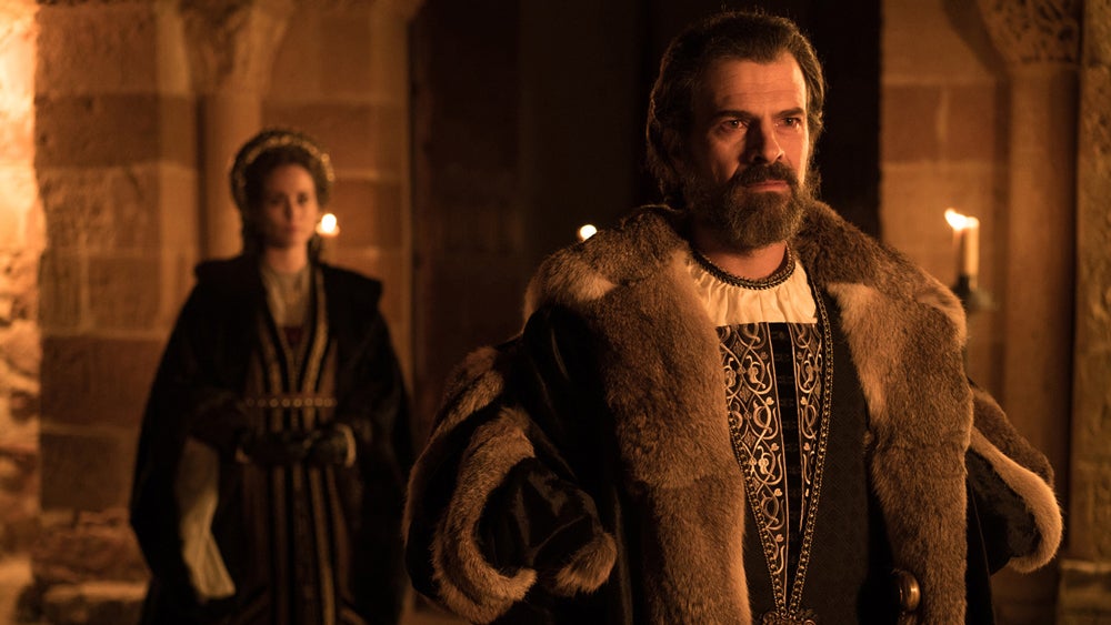 La Corona de Castilla, en jaque debido a las intrigas palaciegas de Fernando el Católico y de Felipe el Hermoso.