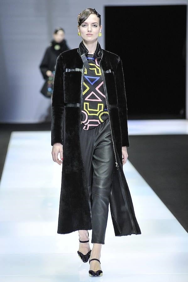 Colección cargada de estampados geométricos en tonos coloridos.