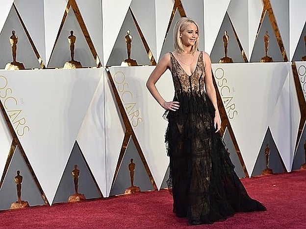 Galería. Jennifer Lawrence, de Dior en los Oscar 2016.