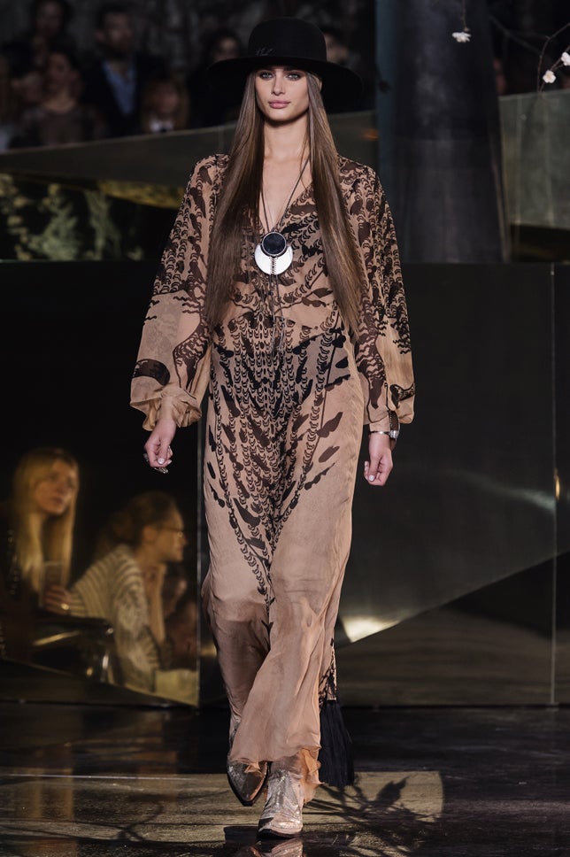 La túnica es una de las prendas que se han adueñado de la colección de H&M.