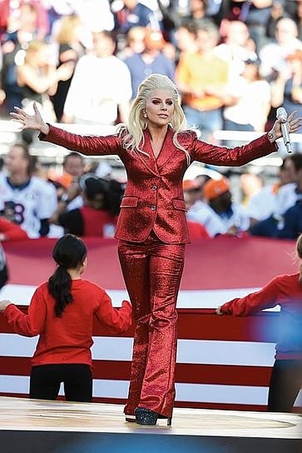 Los 1001 looks de Lady Gaga