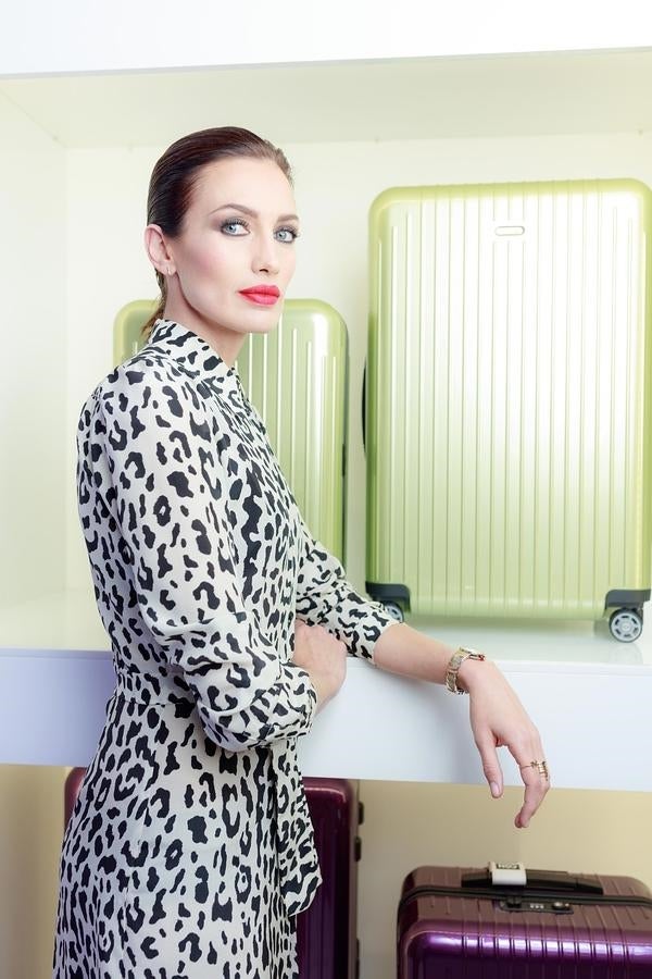 "No entiendo el revuelo que se ha organizado. Han dicho que era para celebrar mis 20 años en la moda y no es verdad. Soy una forofa de la fotografía", revela Nieves Álvarez.