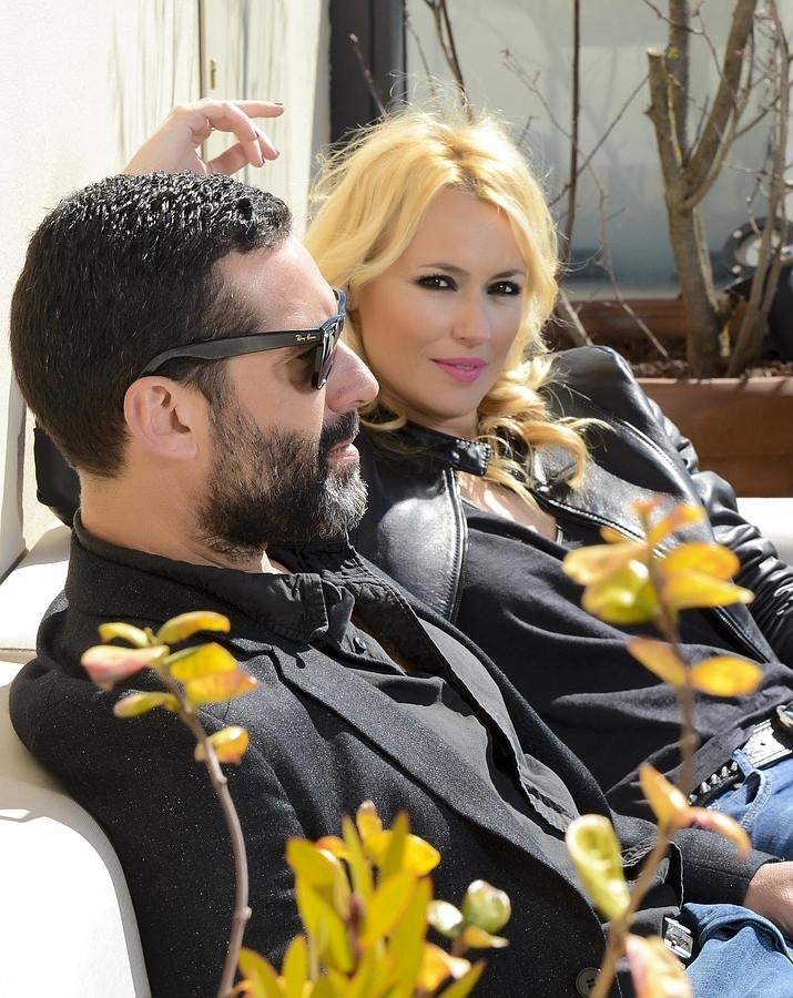 A Carolina Cerezuela ya le propusieron cantar en 2009, pero no le convenció tanto como la oferta musical realizada ahora por Anglada.