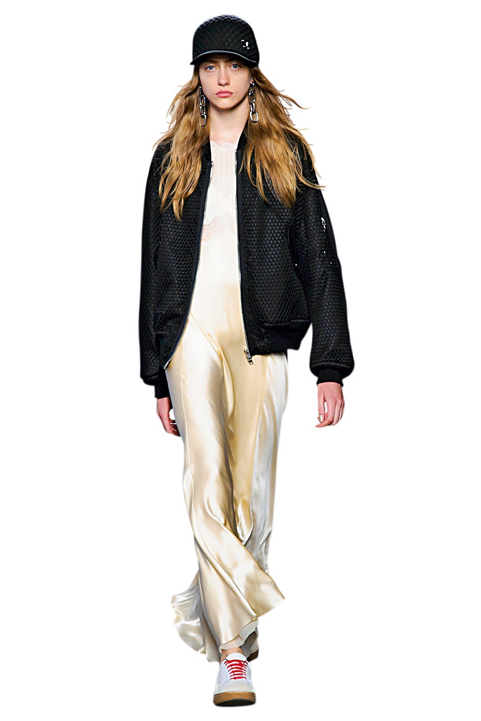 Alexander Wang sacaba la lencería a la calle