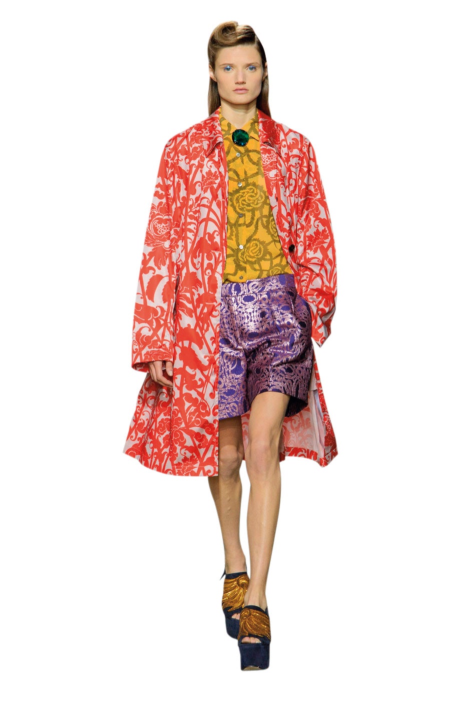 Dries Van Noten arriesgaba alejándose del 'menos es más'