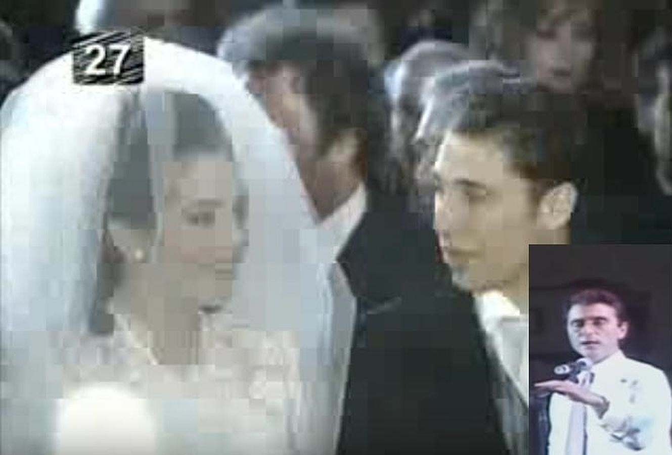 El día en el que Rocíito se casó con Antonio David, el exdiestro, tras tomar una copilla se lanzó a cantar dejando el 'hit' "estamos tan a gustito" para la posteridad.