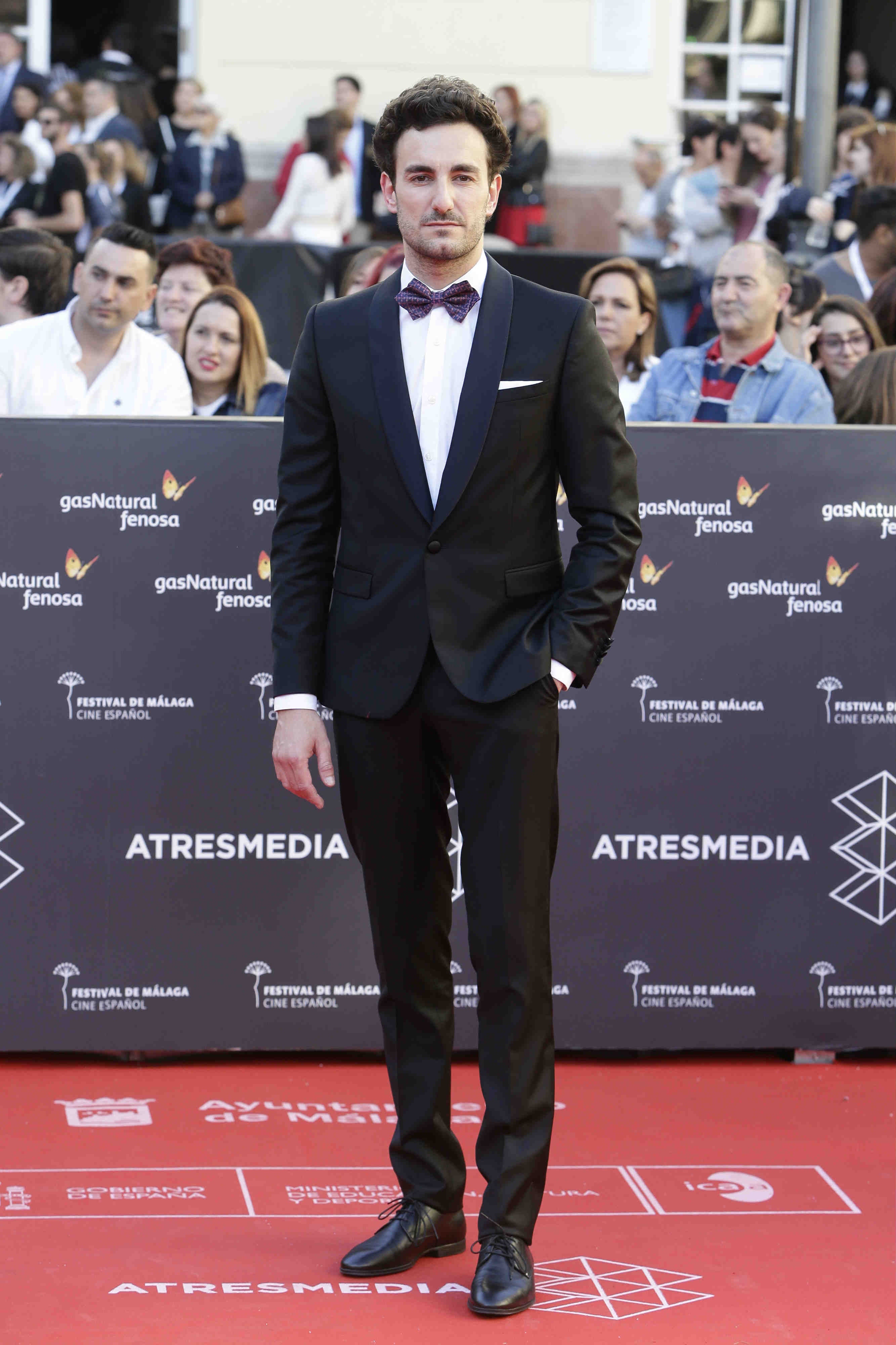 El actor Miki Esparbé lucía así de elegante en la alfombra del Festival de Málaga.