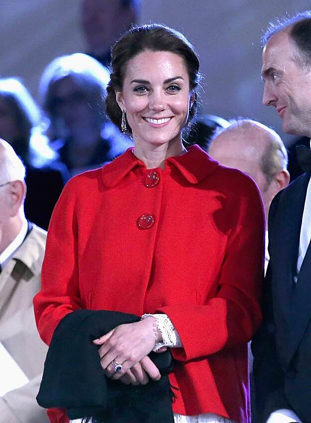 Kate Middleton con chaquetón de Zara.