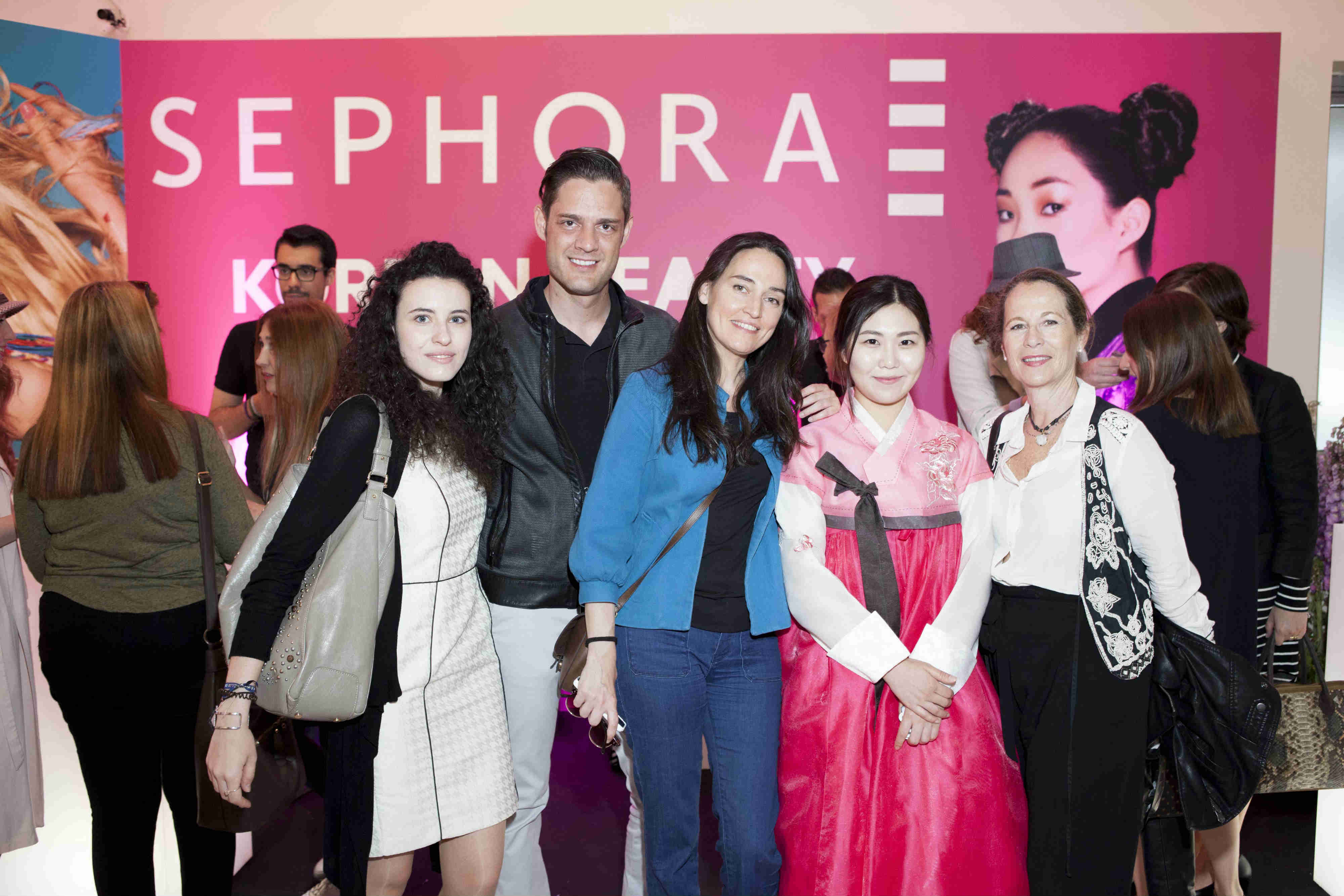 En el stand de Sephora presentaron las nuevas marcas de belleza coreana, toda una revolución en el sector cosmético.