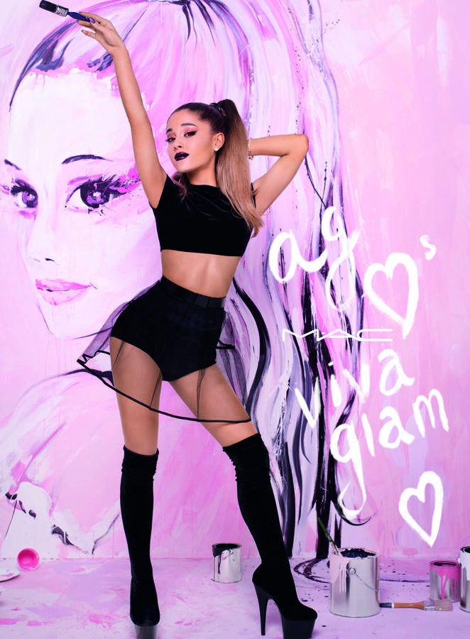 MAC cuenta con la actriz Ariana Grande como imagen de su línea Viva Glam en la que también han colaborado otras famosas como Rihanna, Lady Gaga,etc.
