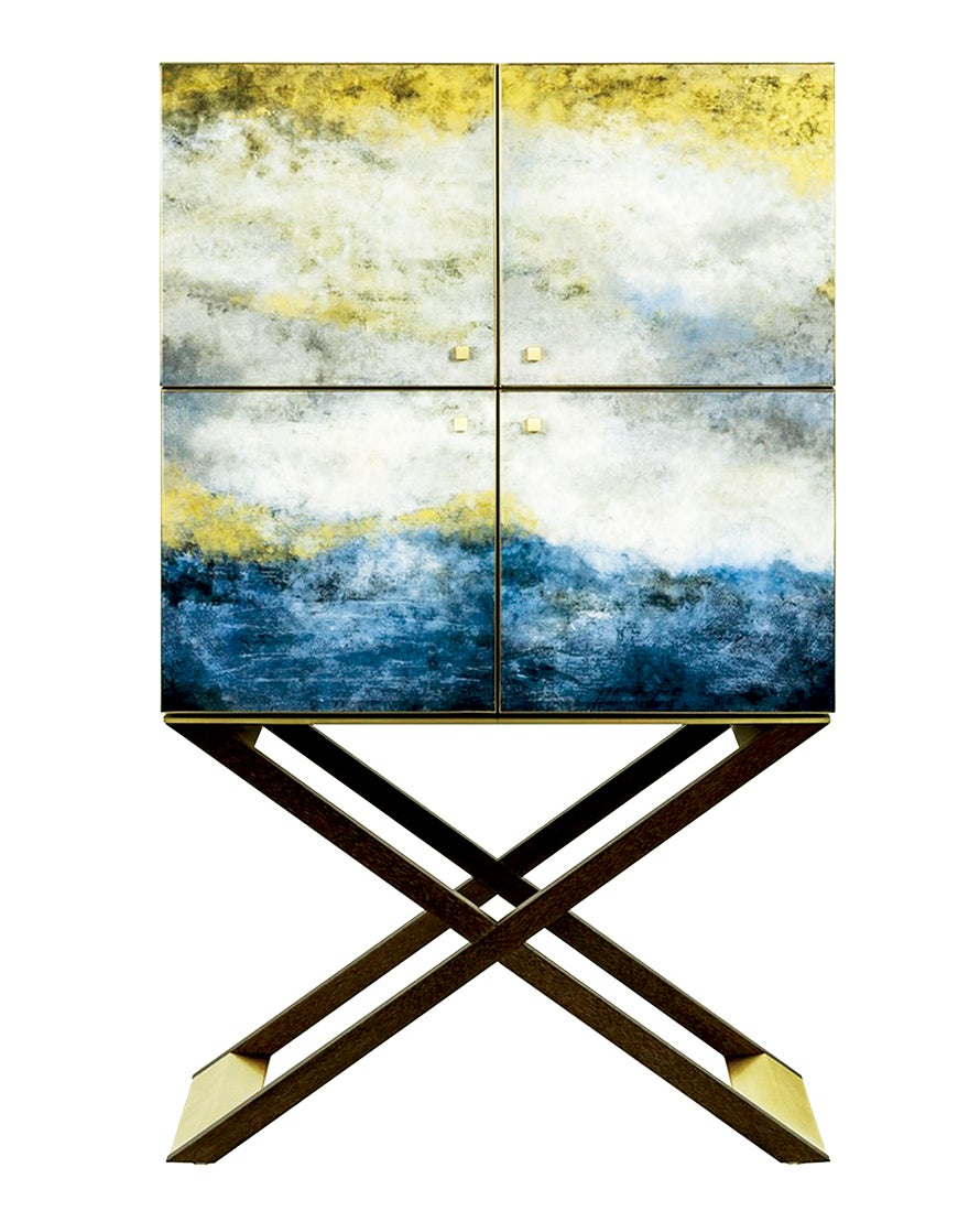 Otro grande de la moda, Armani, convierte su última colección de muebles en lienzos de inspiración abstracta. (armanicasa.com)
