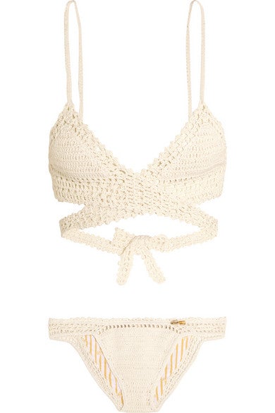 De crochet en color crudo es este modelo de la firma She Made Me que encontrarás en Net-a-porter (Precio: 259 euros).