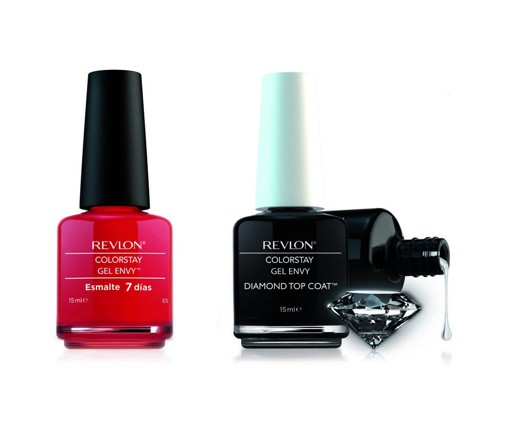 Un sistema en dos pasos: Esmalte (4,5€) y Top Coat (5€) para una manicura de larga duración. Posee la exclusiva Tecnología 7 Days tecnology, a través de la cual, la luz natural endurece el esmalte de forma progresiva reforzando su resistencia. Uñas con acabado gel durante toda la semana con un brillo duradero y sin descascarillarse.
