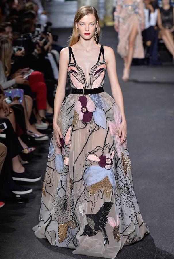 Otro de los elaborados diseños de la firma que han podido ver en el marco de la Semana de la Moda