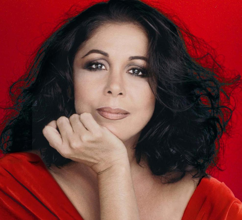 Isabel Pantoja en un posado promocional del año 2007,