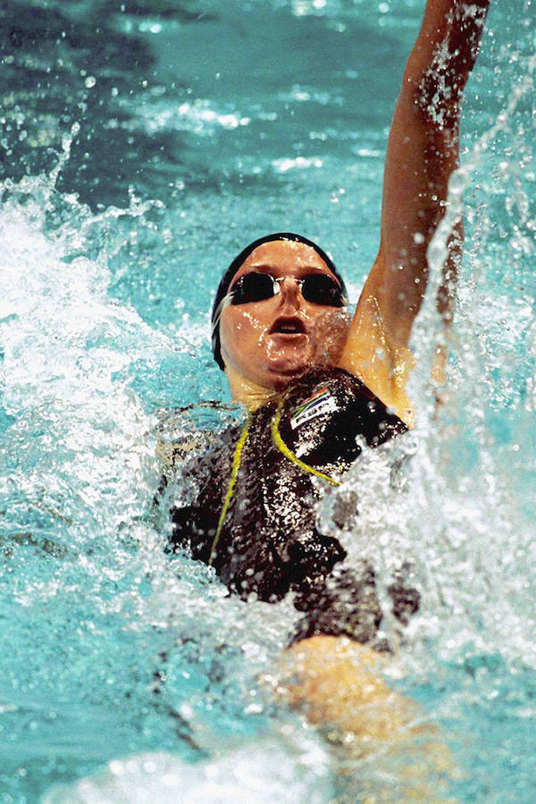 Charlene comparte con Alberto de Monaco la afición por el bobsleigh, aunque el deporte que unió a la pareja fue la natación: el primer encuentro entre ambos fue en una competición deportiva en Mónaco, donde la nadadora sudafricana ganó una medalla de oro que le impuso su futuro marido. Charlene también representó a su país en unas Olimpiadas. Lo hizo en 2000, en Sidney, donde quedó quinta en la modalidad de relevos.