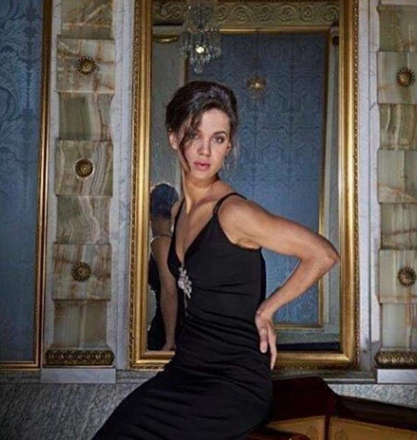 Fue protagonista del vídeo musical 'Llégaré', de Antonio Orozco.