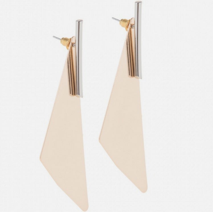 Parfois también incluye entre sus propuestas joyas tamaño XL como estas (Precio: 7.99 euros)