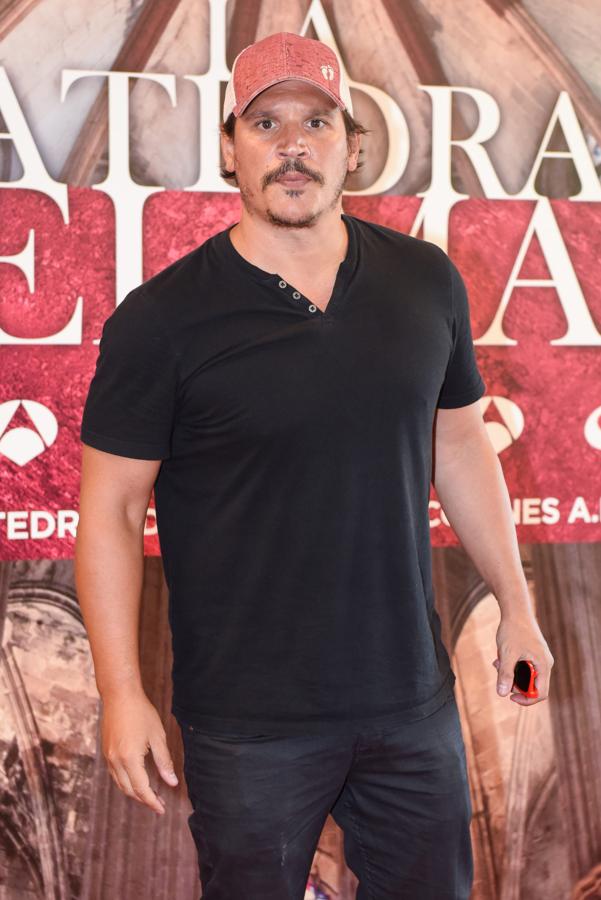 Sergio Peris Mencheta dará vida al Inquisidor Nicolau Emeric en 'La Catedral del Mar', que juzgará a Arnau (Aitor Luna) cuando sea llevado a su tribunal acusado por sus enemigos.