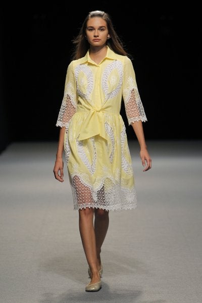 Charo Azcona apuesta por vestidos camiseros como este