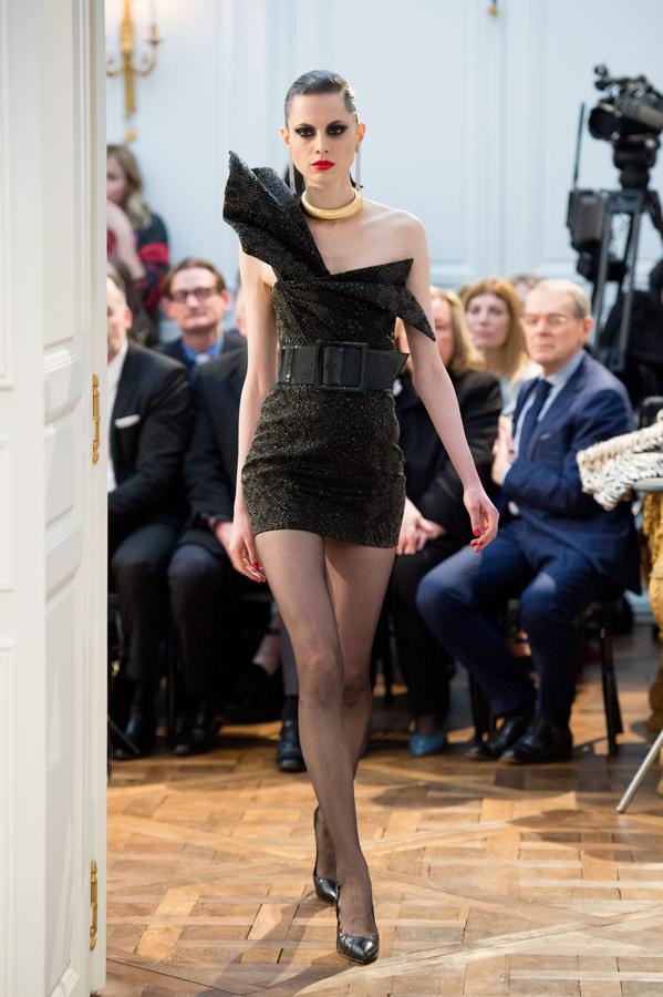 Un regreso a la década de los 80 vamos a vivir este otoño con propuestas como esta de la casa francesa