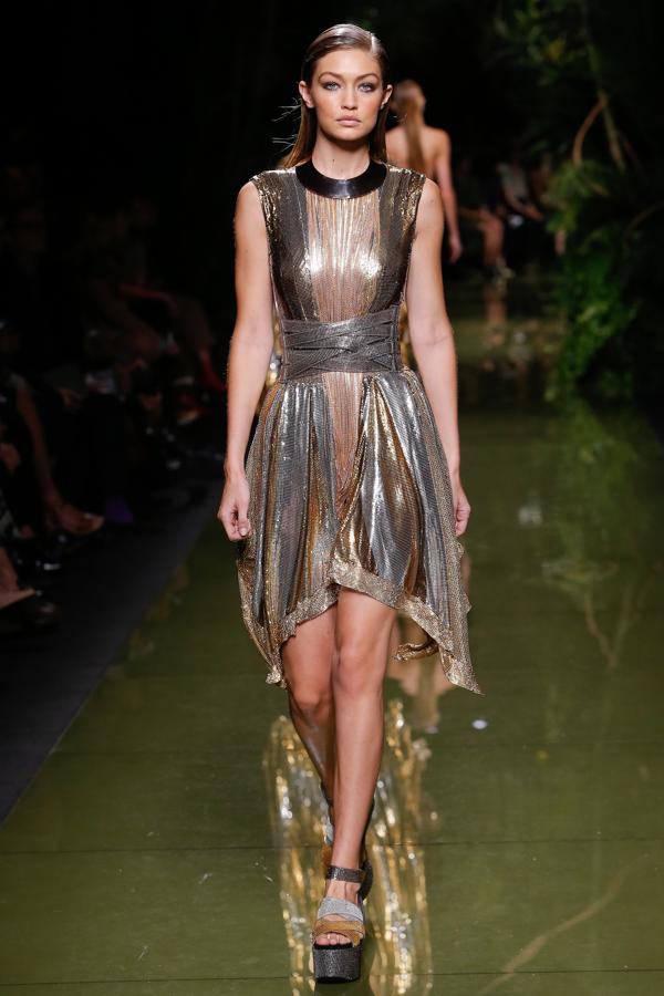 La modelo fue una de las elegidas por la firma para subir a la pasarela sus propuestas para la temporada primavera-verano del año que viene