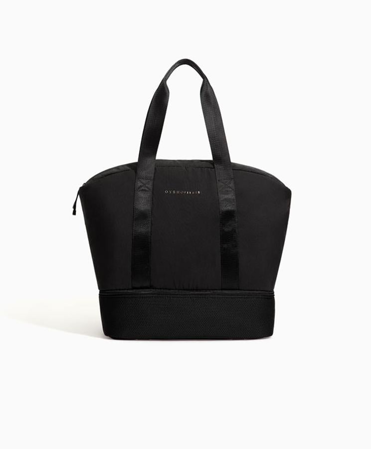 Bolsa gym de Oysho para yoga y para cualquier actividad (25,99€).