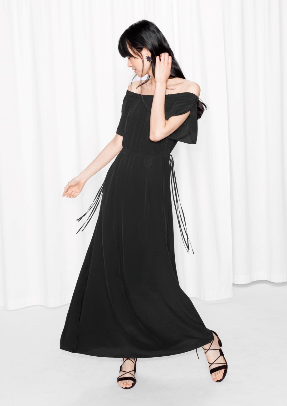 Off shoulder, es una buena opción para la próxima primavera.