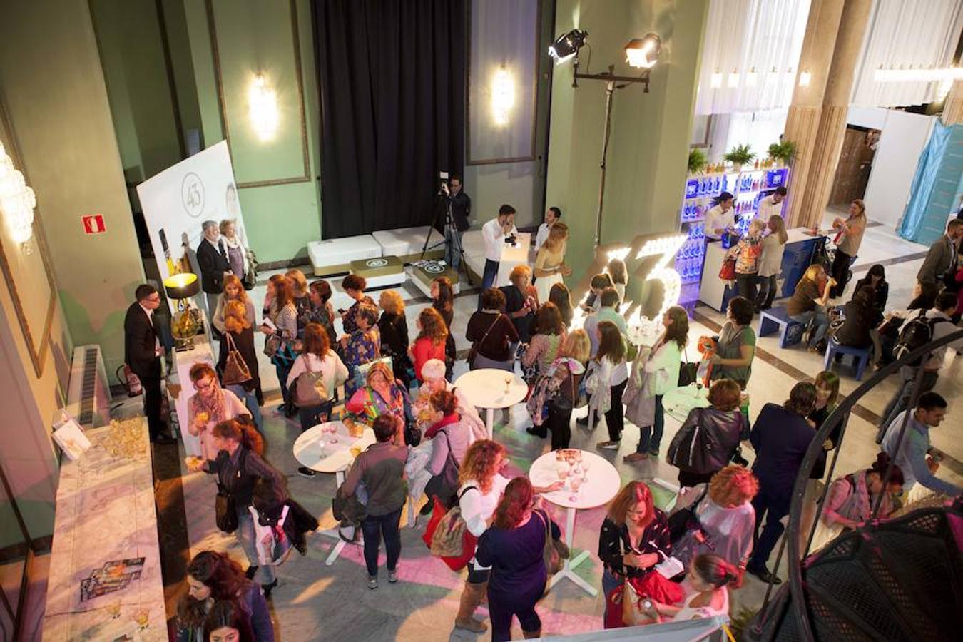 Las visitantes de nuestro Beauty Day disfrutando de un momento de relax en el Círculo de Bellas Artes de Madrid.