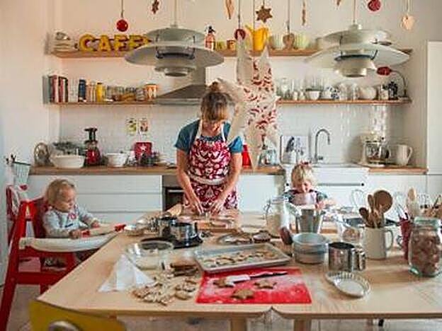 Disfrutando de la cocina en familia