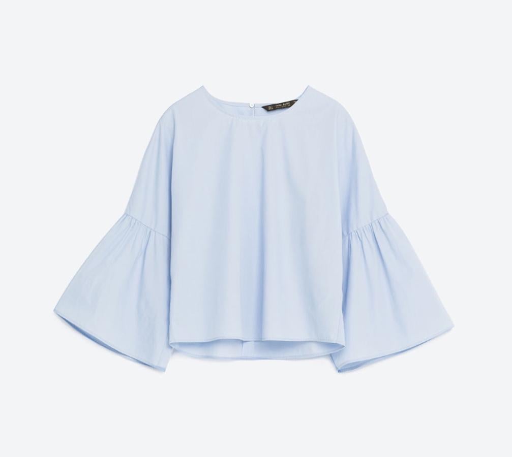 Cuerpo con manga de volante de Zara. 19,95 euros