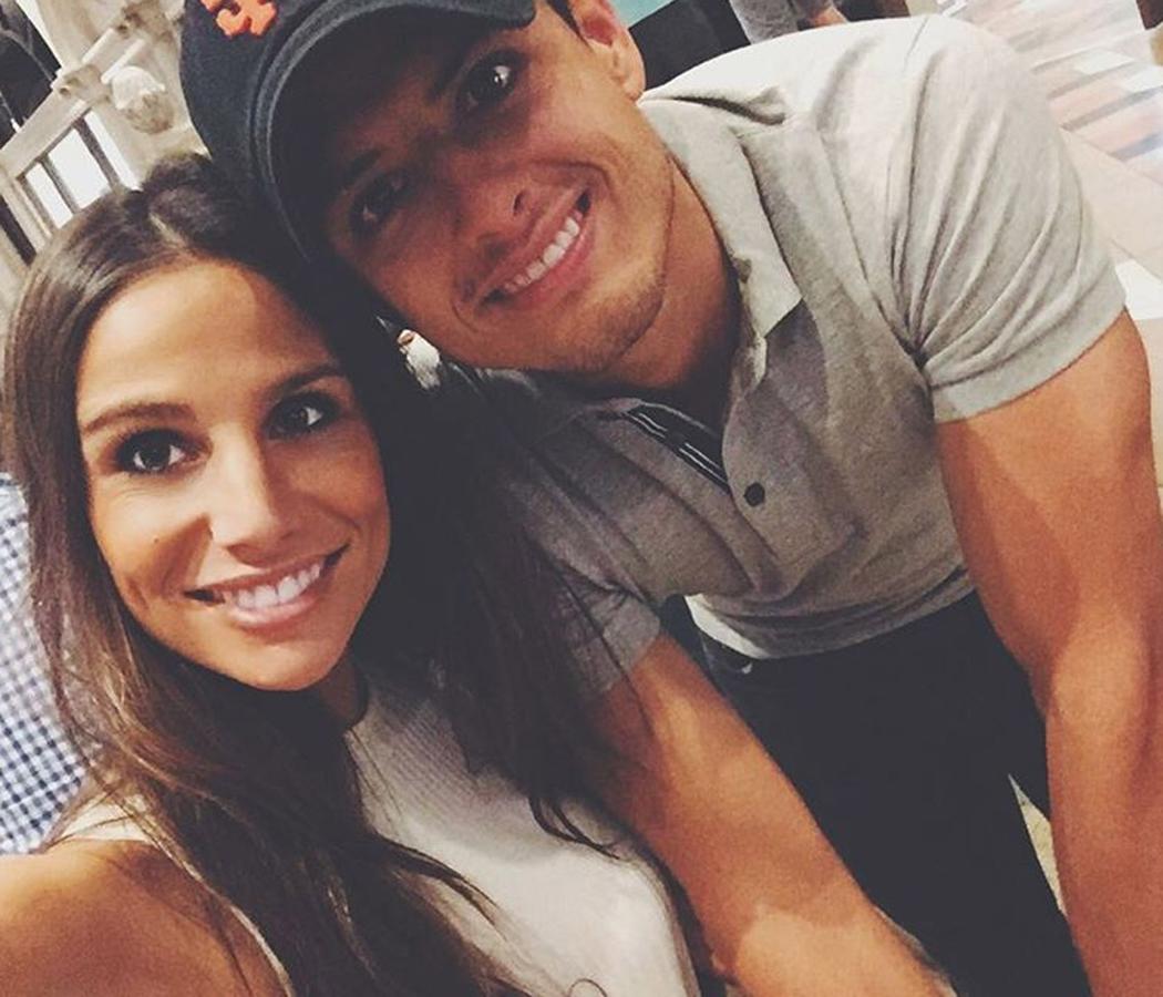 La periodista cántabra Lucía Villalón y el futbolista mexicano Javier Hernández Balcázar, Chicharito, han sido de los últimos en anunciar que van a contraer matrimonio.