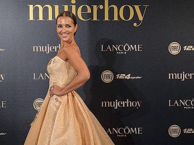 Galería. Paula Echevarría, poco antes de entrar en la gala de los VII Premios Mujerhoy.